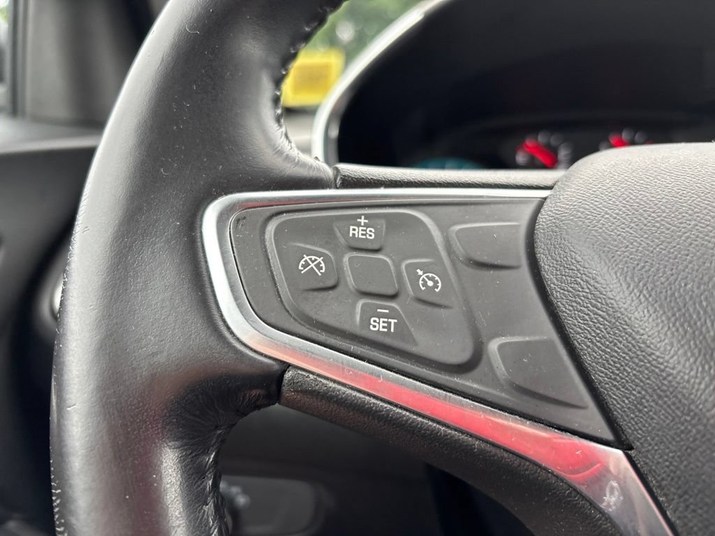 Used 2018 Chevrolet Equinox LT AWD/4WD image 24