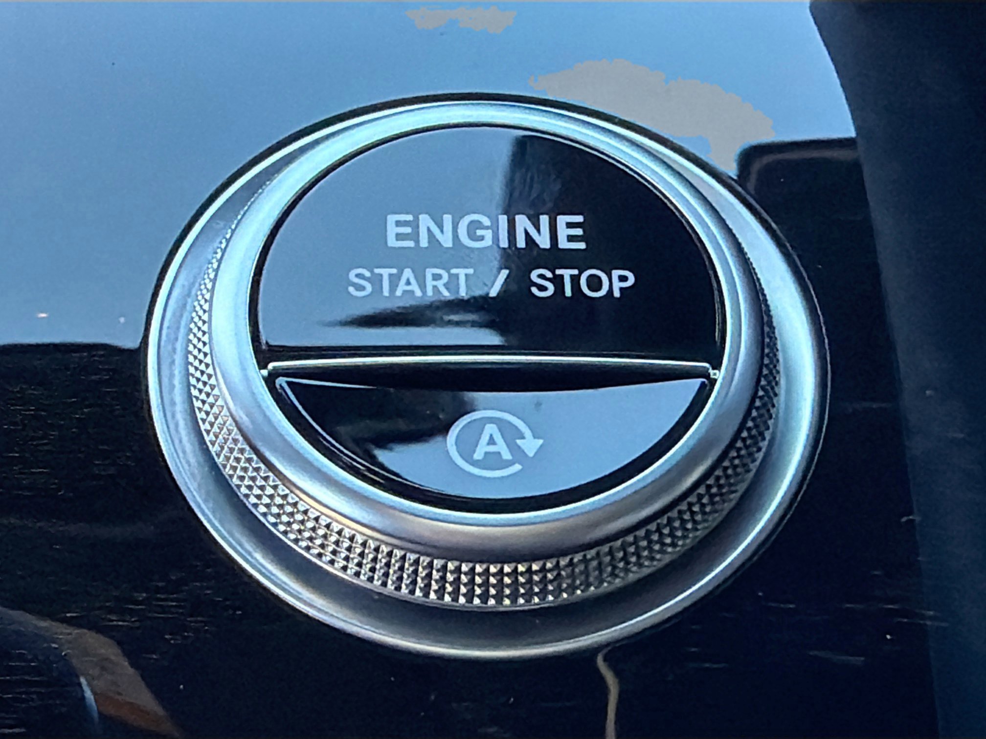 Used 2024 Mercedes-Benz GLC 300 4MATIC image 36