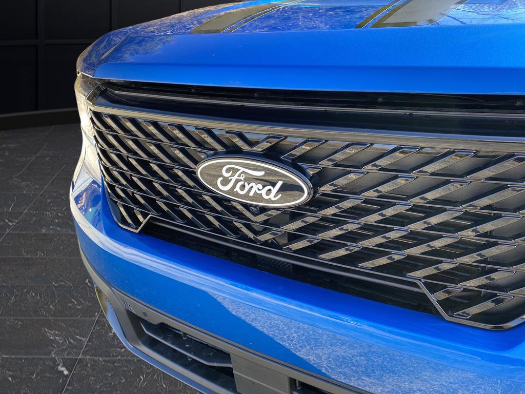 New 2025 Ford Maverick Lariat w/ Black Appearance Package image 51