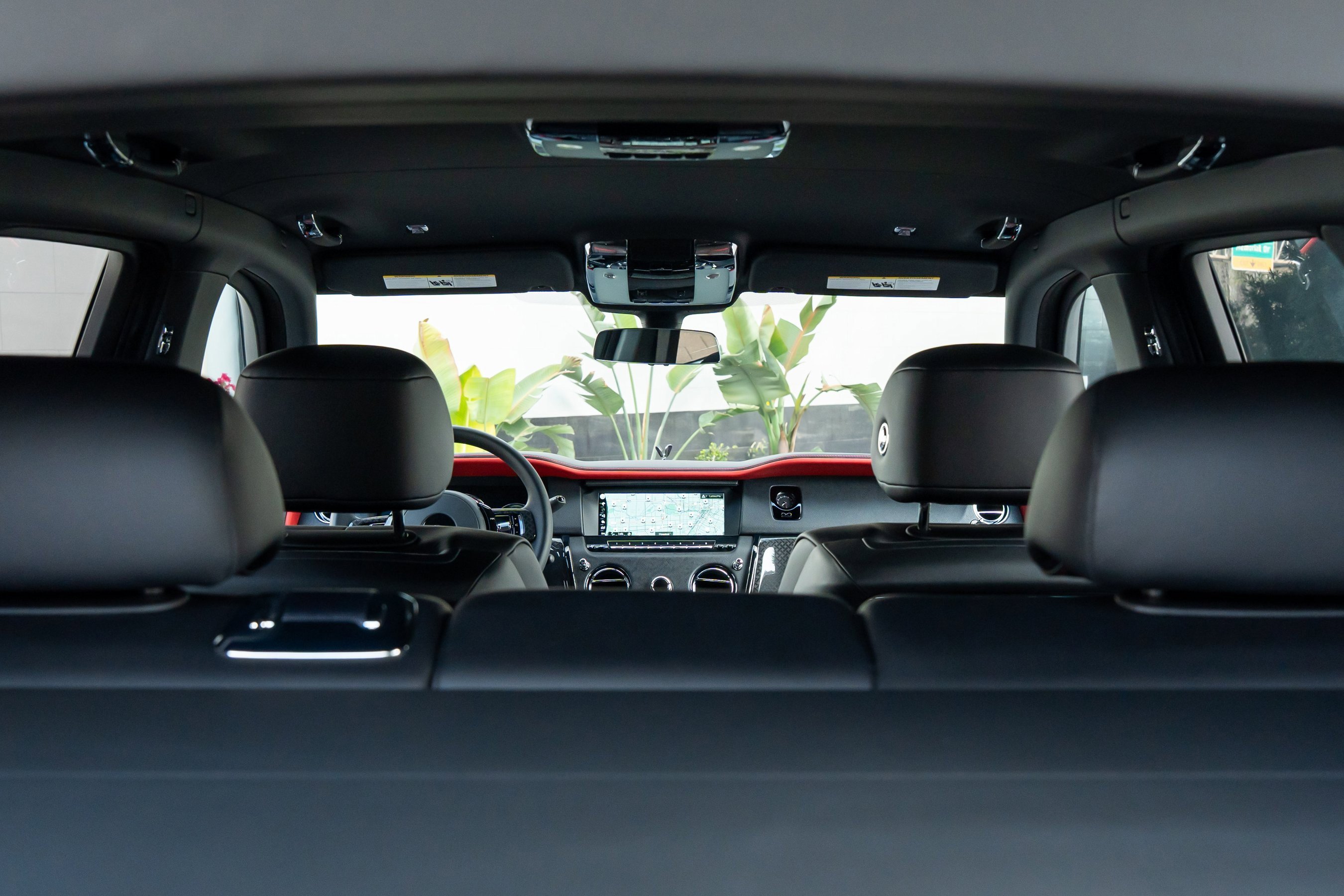Certified 2024 Rolls-Royce Cullinan Black Badge image 50