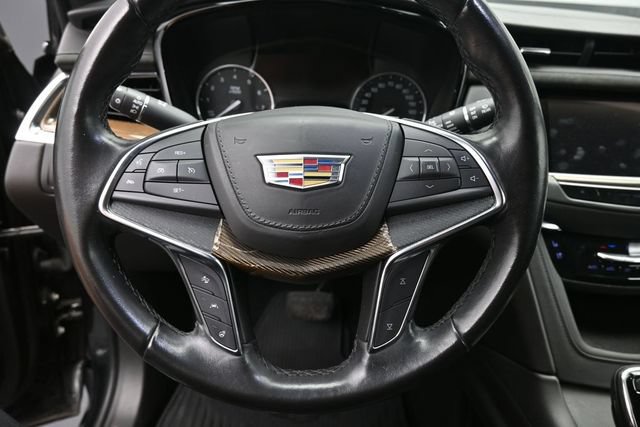 Used 2019 Cadillac XT5 Platinum AWD/4WD image 15