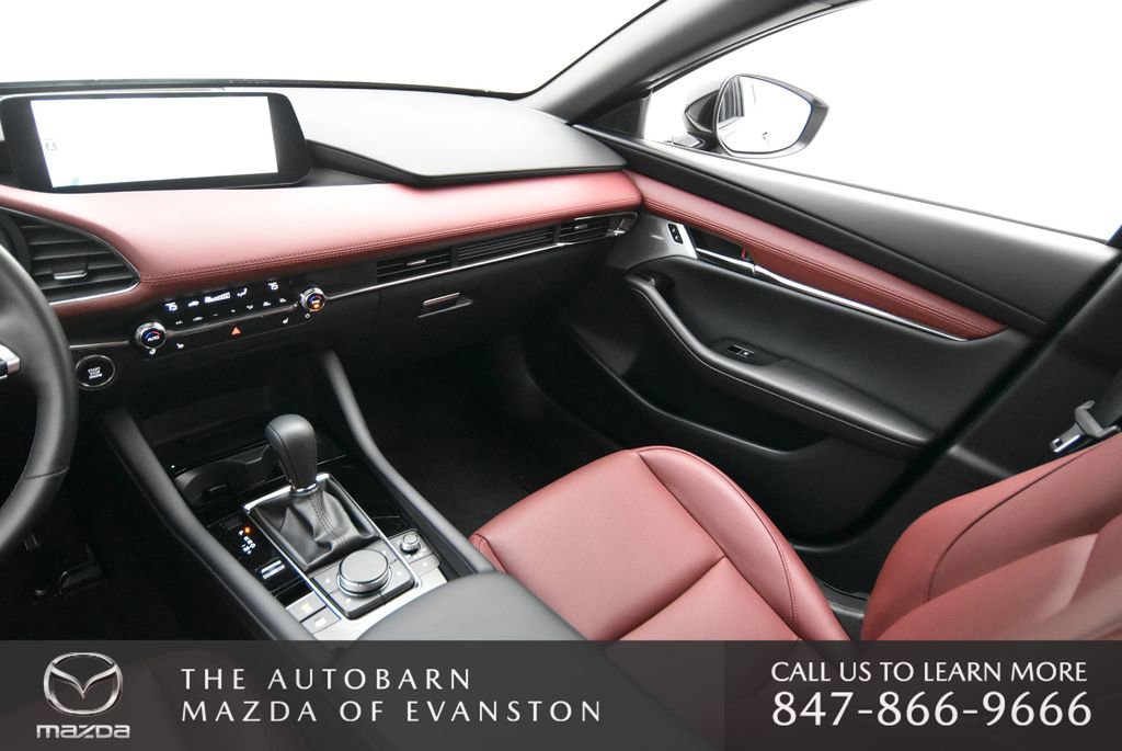 Certified 2025 MAZDA MAZDA3 Hatchback w/Premium Plus Pkg image 27