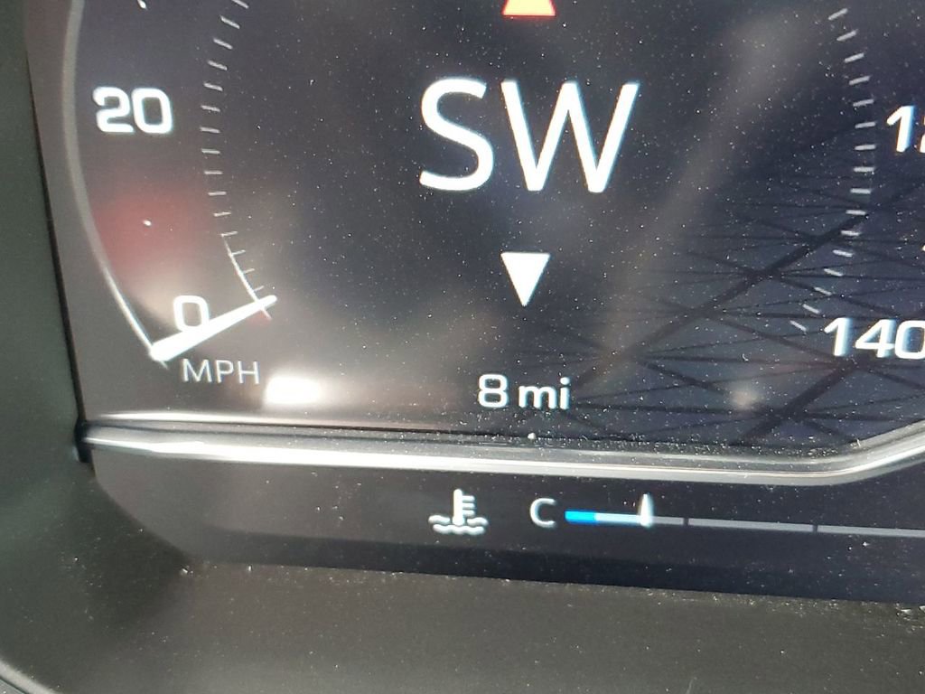 New 2025 GMC Sierra 2500 SLT w/ SLT Premium Package image 13