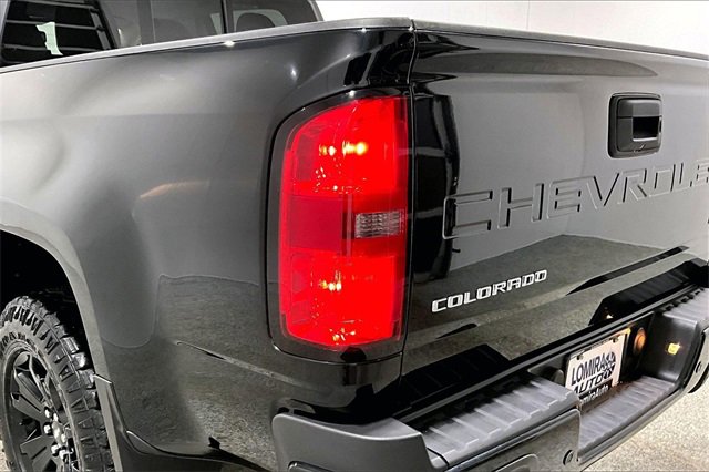 Used 2022 Chevrolet Colorado Z71 w/ Z71 Midnight Edition image 40