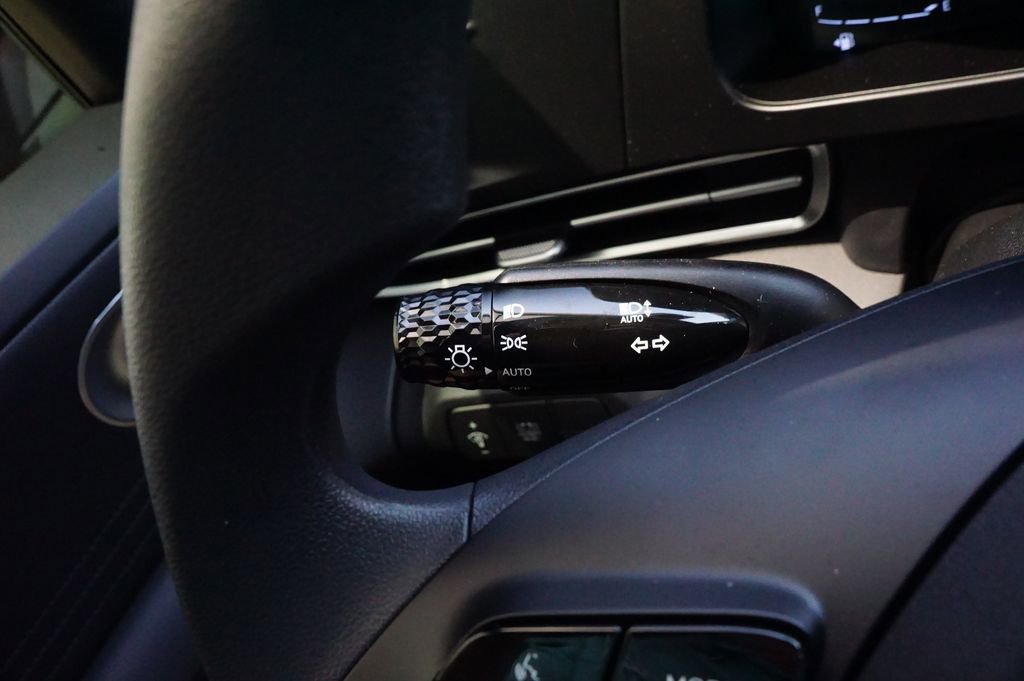 New 2025 Hyundai Elantra Blue image 15