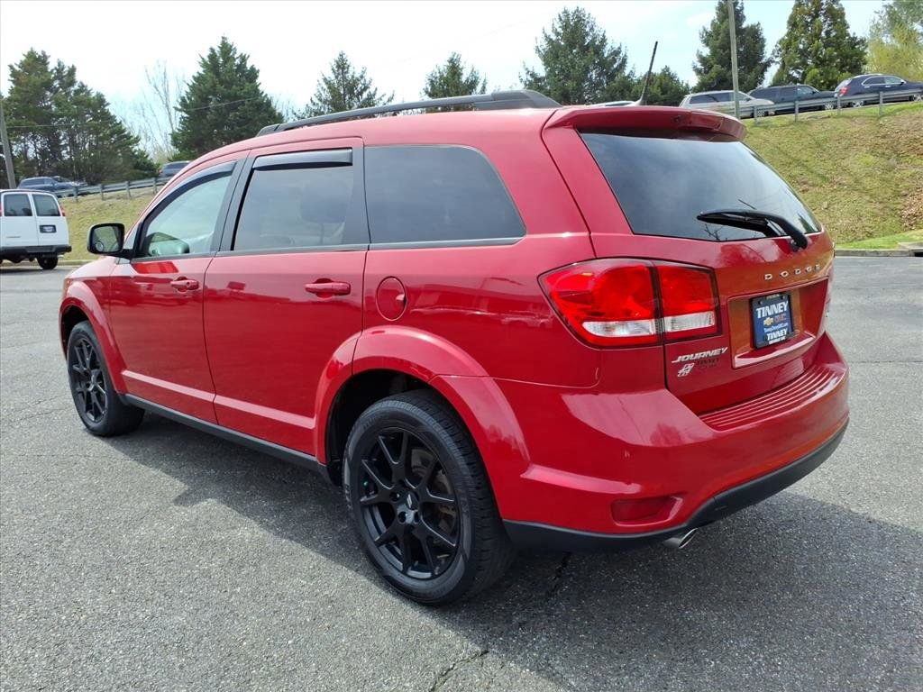 Used 2019 Dodge Journey GT w/ Family Entertainment Group image 5