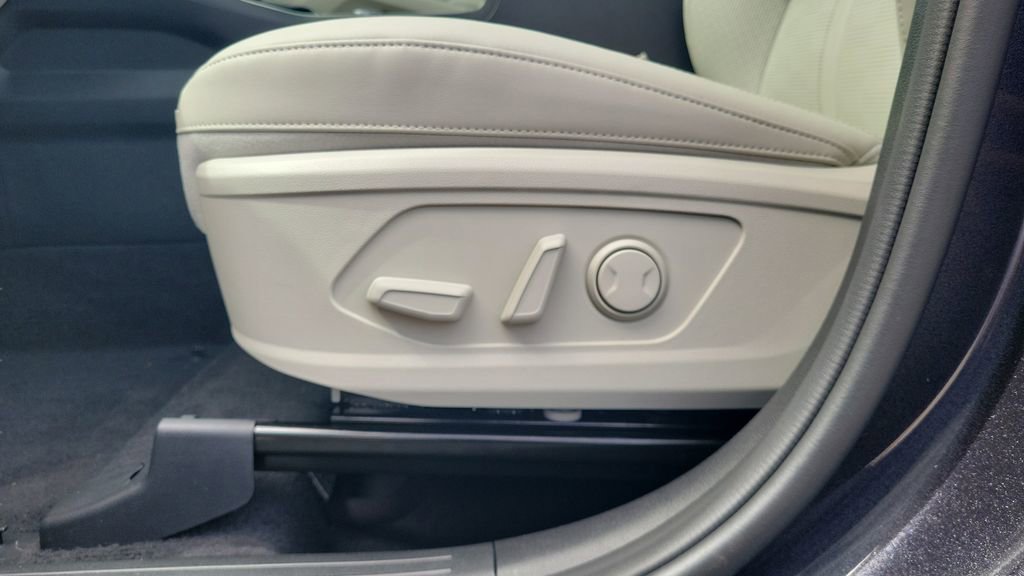 New 2026 Kia Sorento S w/ S Panoramic Sunroof Package FWD image 24