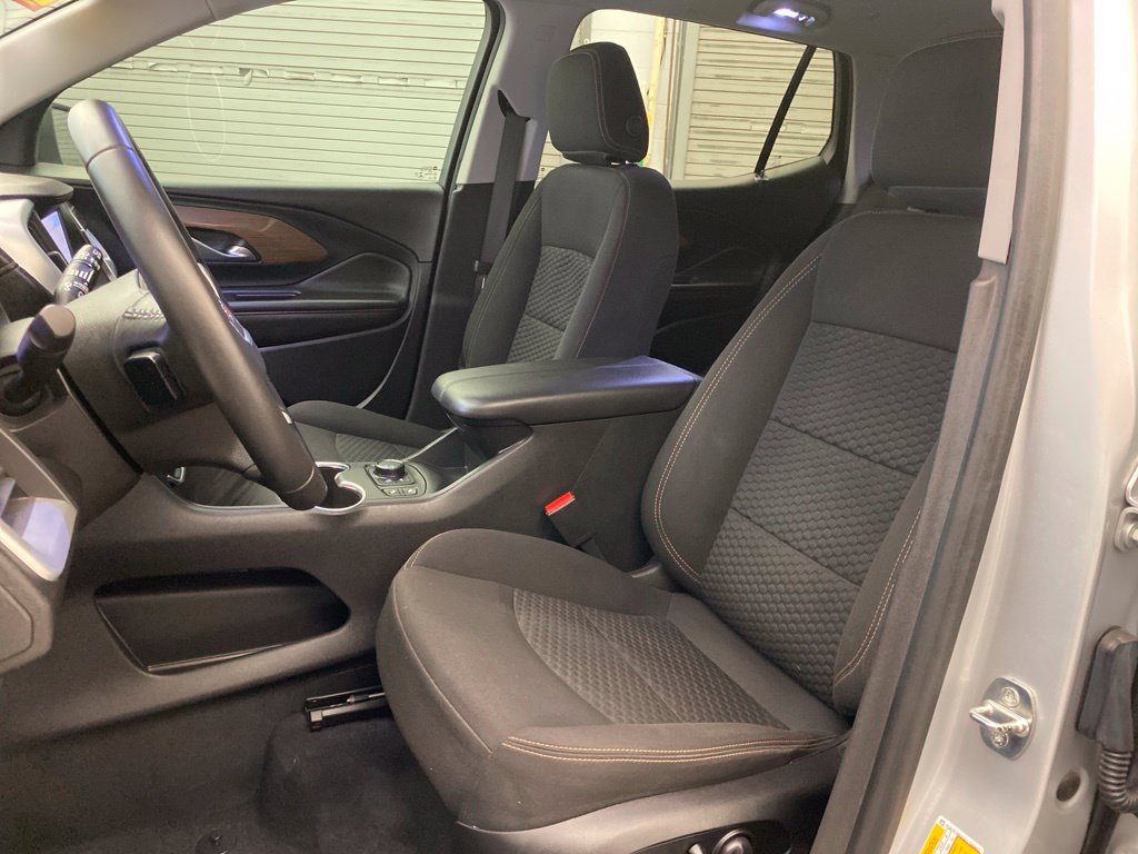 Used 2020 GMC Terrain SLE w/ Driver Convenience Package FWD image 12