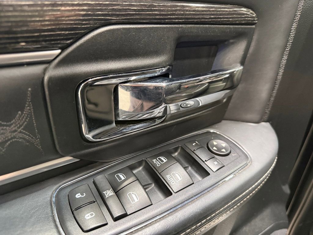 Used 2016 RAM 1500 Limited image 21