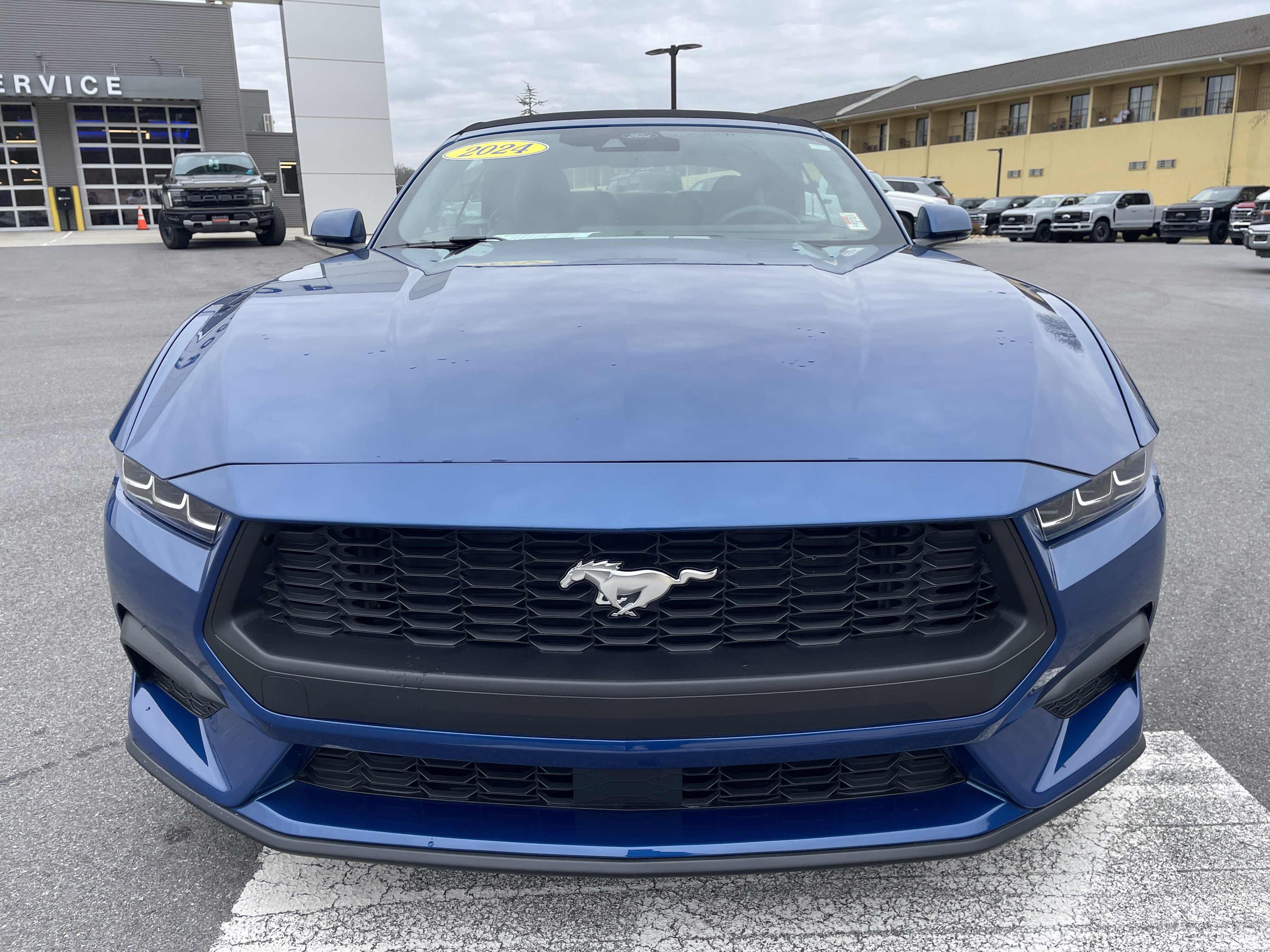 Used 2024 Ford Mustang Premium image 2