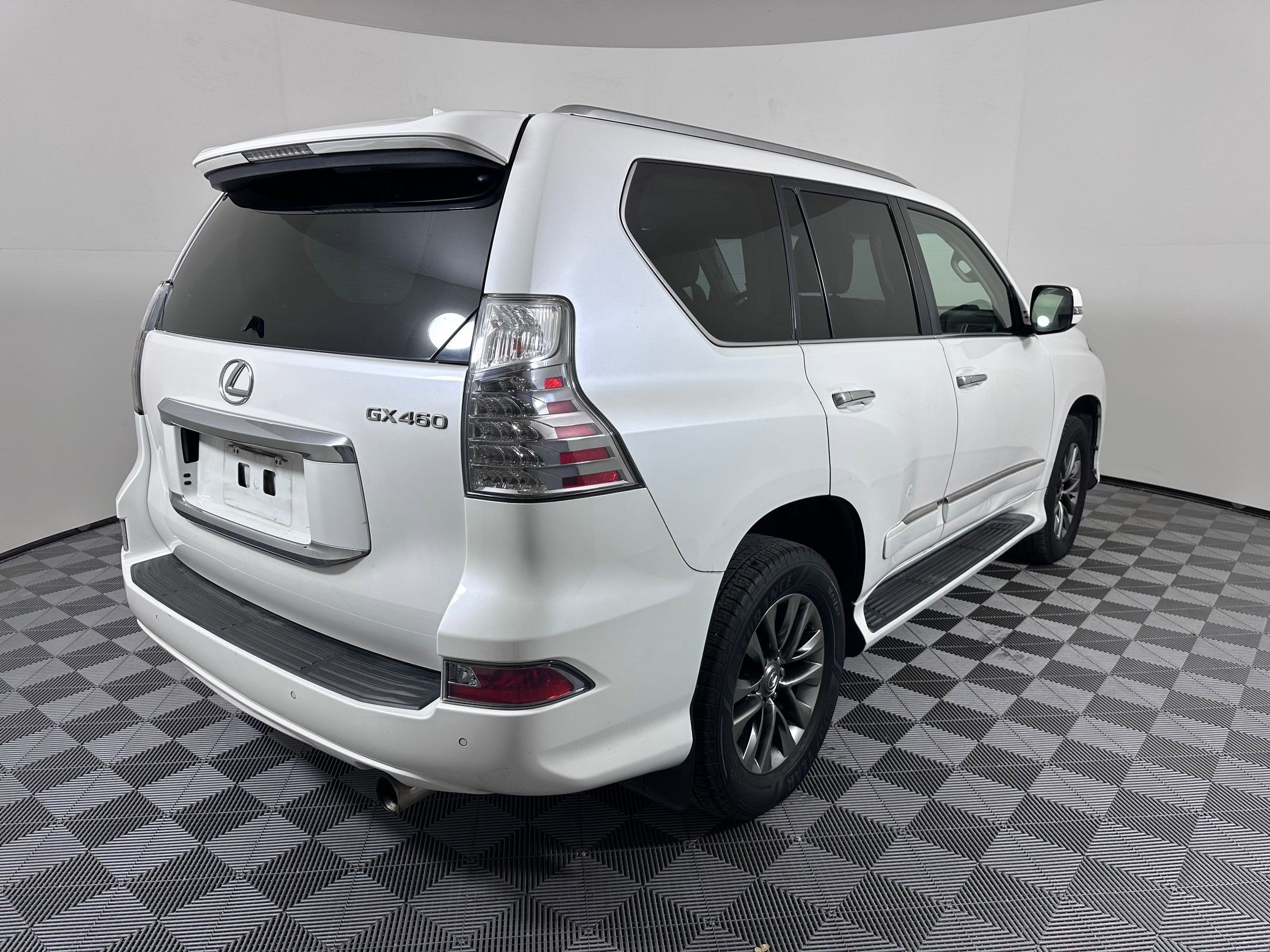 Used 2014 Lexus GX 460 Luxury image 8