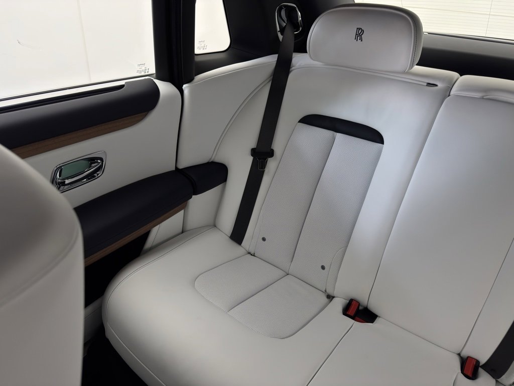 New 2025 Rolls-Royce Ghost image 27