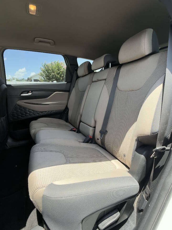 Used 2020 Hyundai Santa Fe SEL FWD image 11