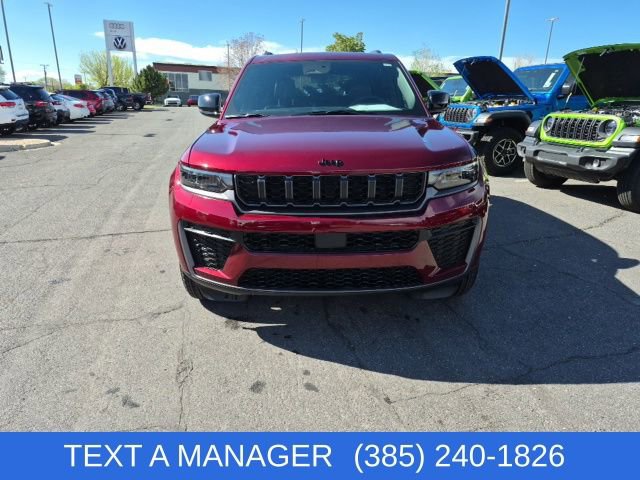 New 2026 Jeep Grand Cherokee Laredo image 2