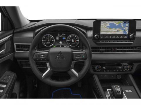 New 2025 Mitsubishi Outlander SE image 9