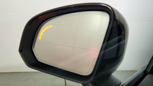 Certified 2023 Volvo C40 P8 Recharge Ultimate AWD/4WD image 15