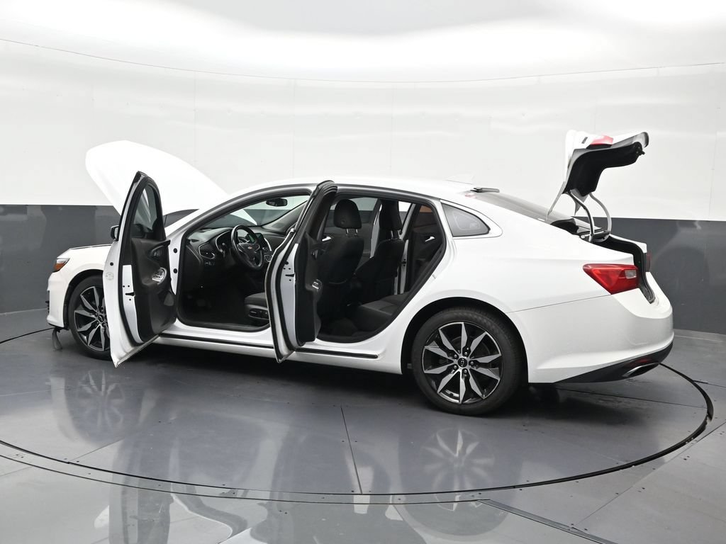 Used 2020 Chevrolet Malibu RS FWD image 34