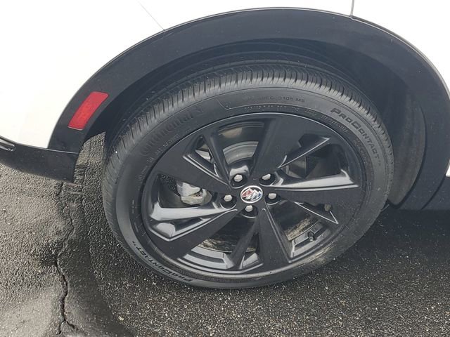 Certified 2023 Buick Envision Essence w/ Sport Touring Package image 5