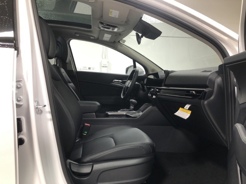 New 2026 Kia Sportage SX image 14