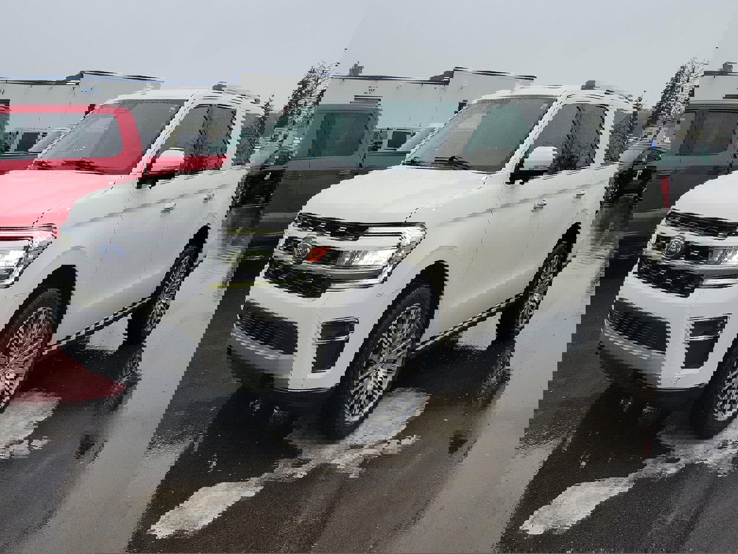 Certified 2023 Ford Expedition Limited image 2