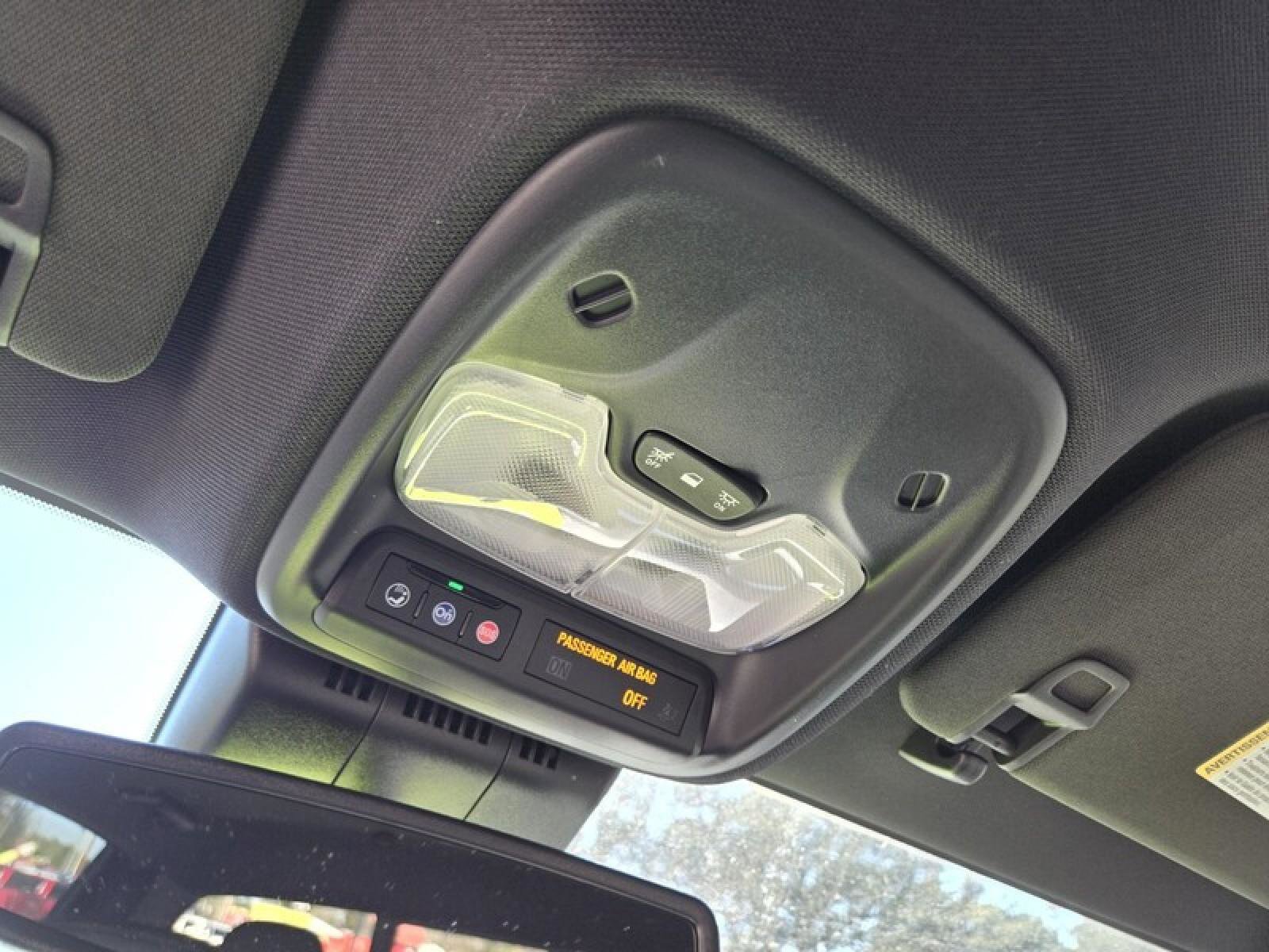 New 2026 GMC Canyon Elevation w/ Convenience Package image 15