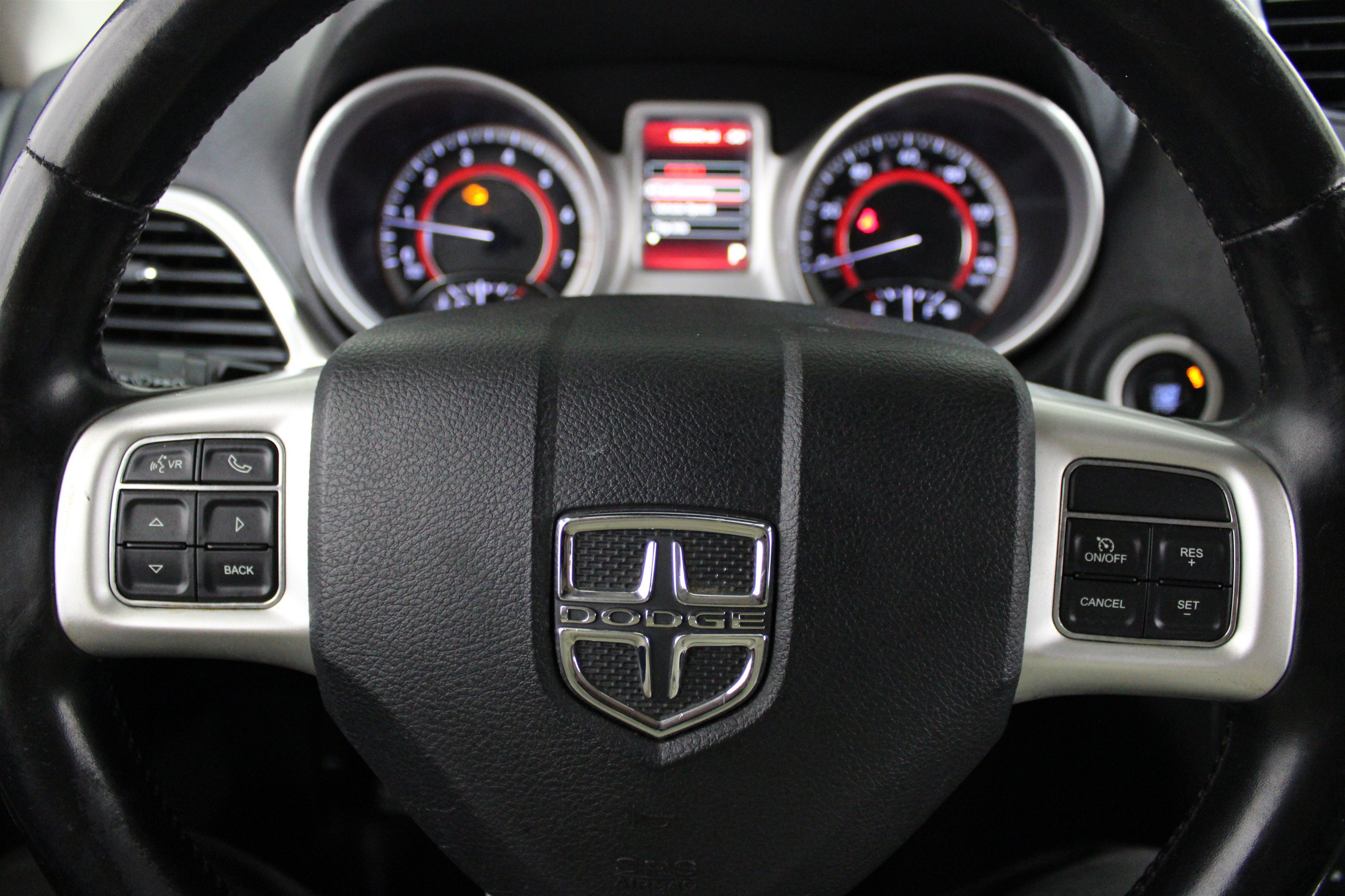 Used 2020 Dodge Journey SE w/ SE Popular Equipment Group FWD image 7