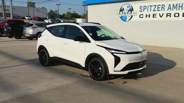 New 2027 Chevrolet Bolt RS FWD image 2