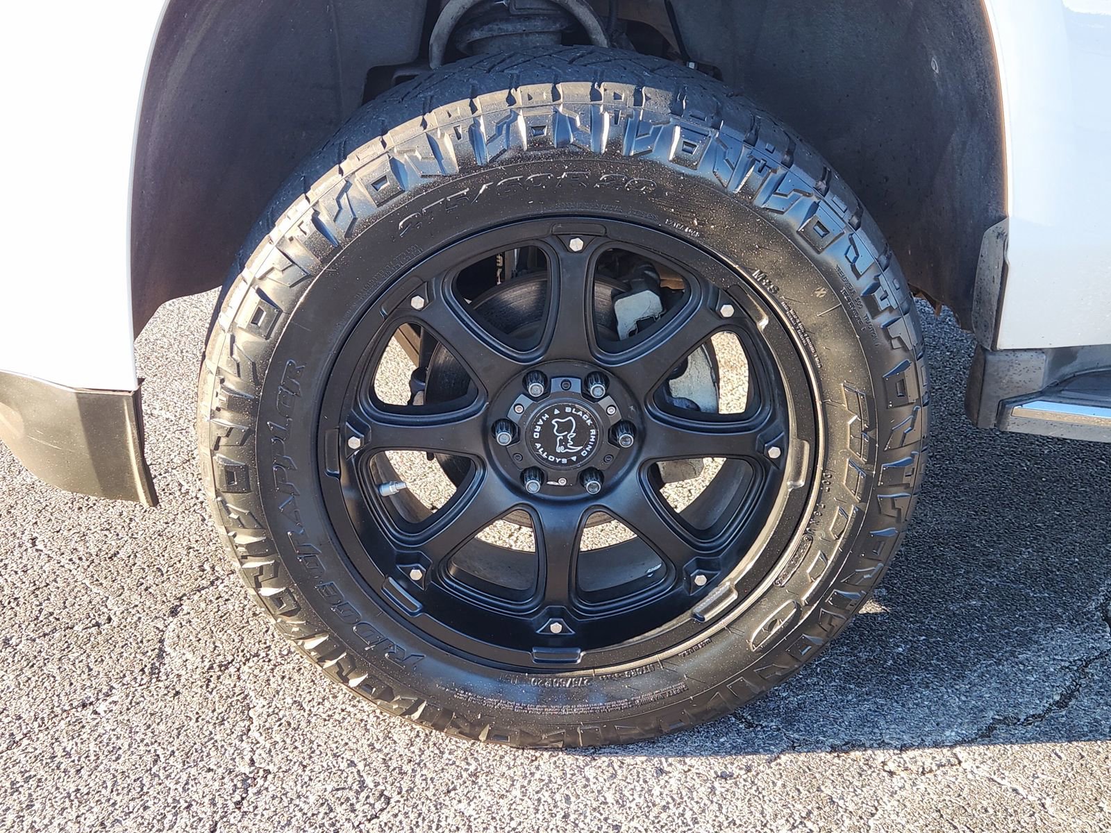 Used 2016 GMC Yukon SLE w/ Convenience Package image 12