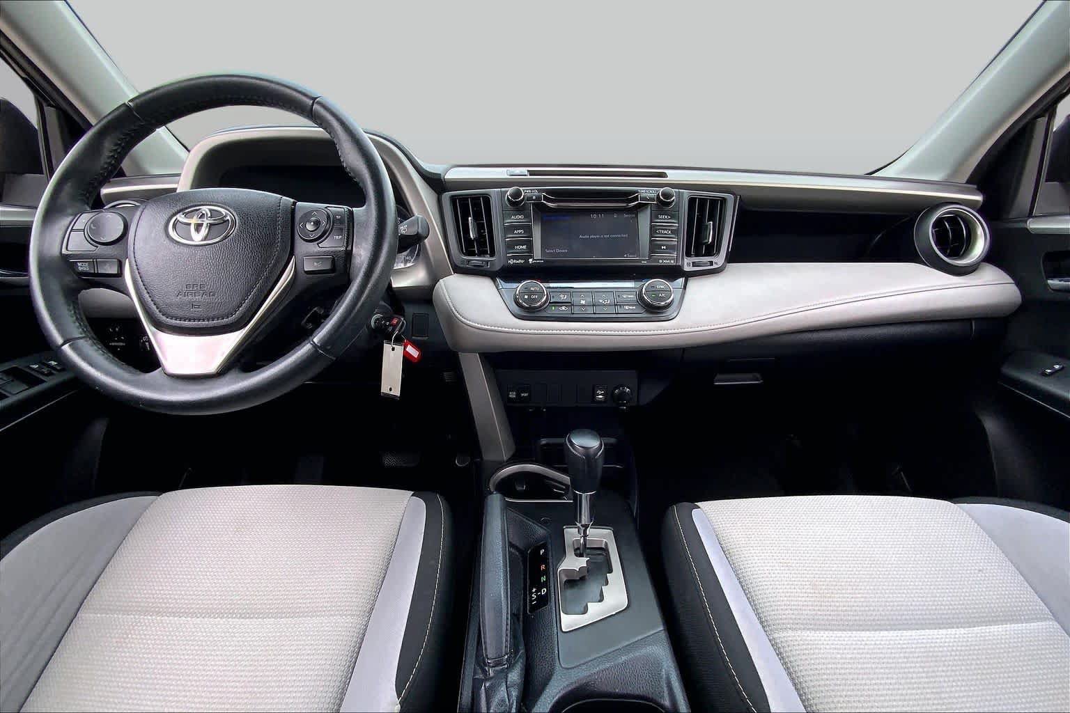 Used 2017 Toyota RAV4 XLE FWD image 15