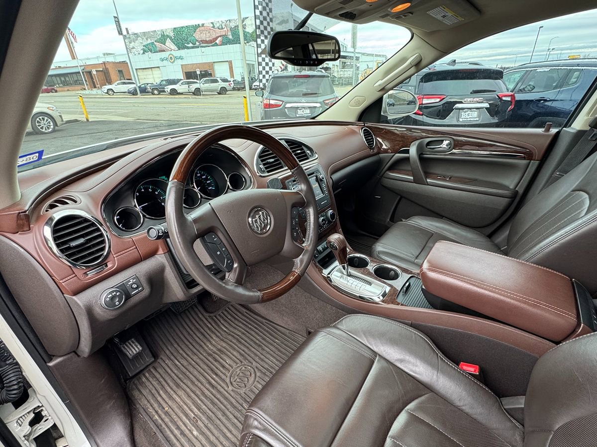 Used 2014 Buick Enclave Leather image 10
