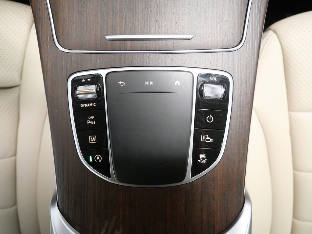 Used 2022 Mercedes-Benz GLC 300 4MATIC image 33