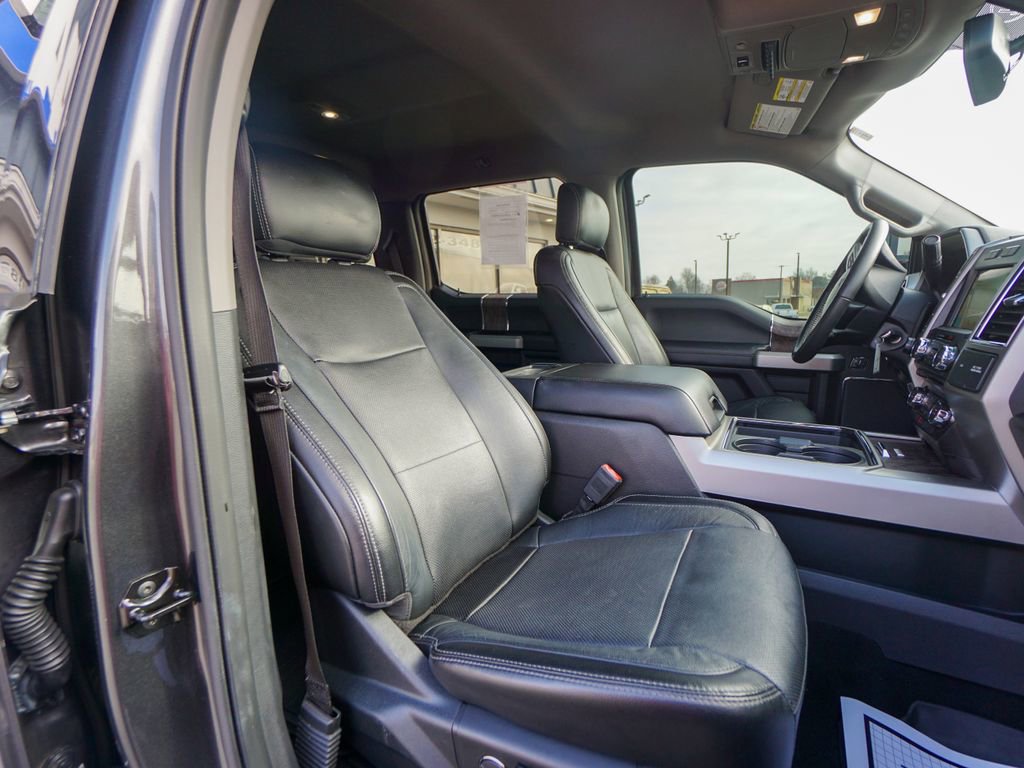 Used 2018 Ford F250 Lariat w/ Chrome Package image 36