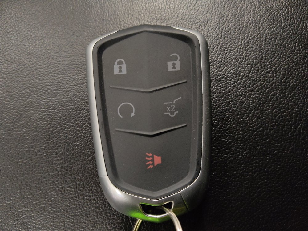 Used 2015 Cadillac SRX Luxury w/ Driver Awareness Package FWD image 32