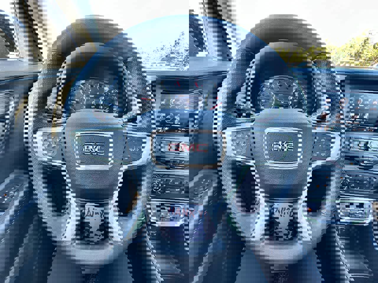 Used 2024 GMC Terrain SLE image 11