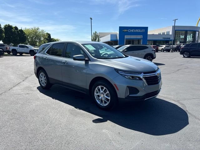 Used 2024 Chevrolet Equinox LT AWD/4WD image 1