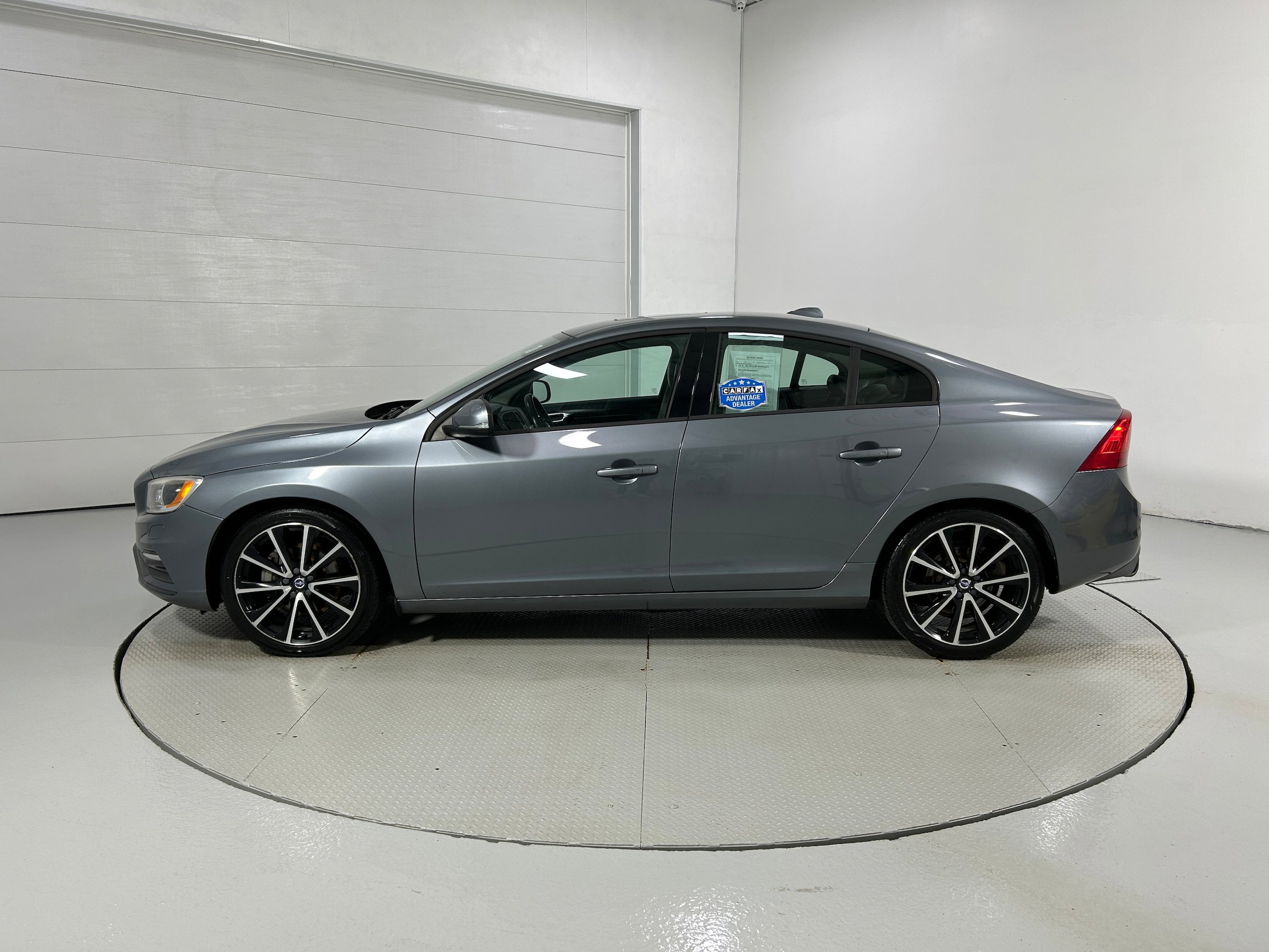 Used 2018 Volvo S60 T5 Dynamic w/ Vision Package AWD/4WD image 21