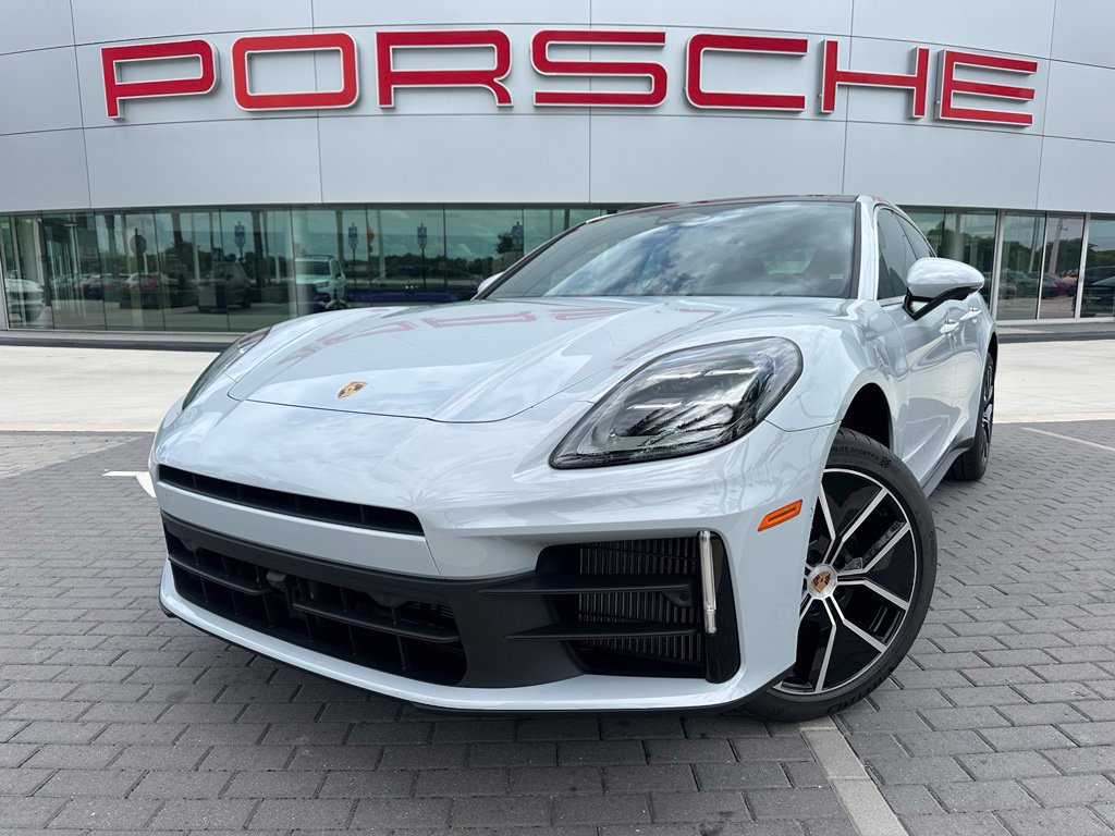 Used 2026 Porsche Panamera RWD image 1