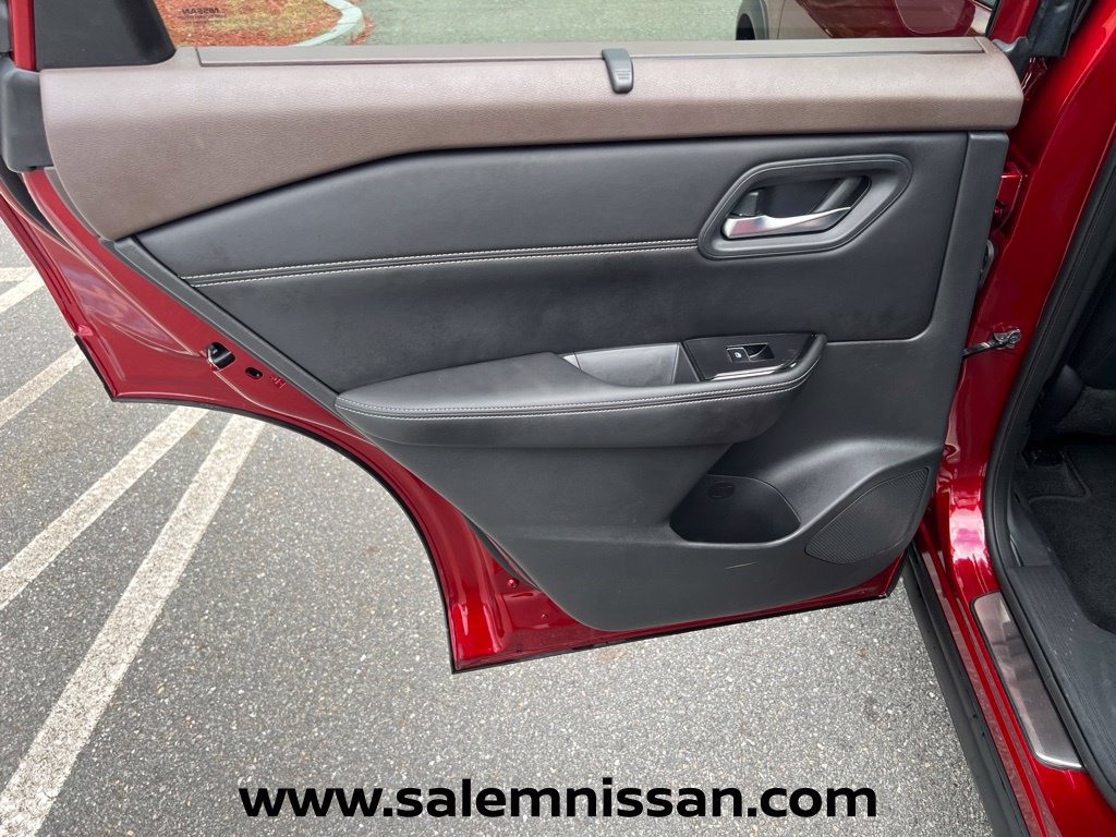 Used 2023 Nissan Rogue SL w/ SL Premium Package AWD/4WD image 21