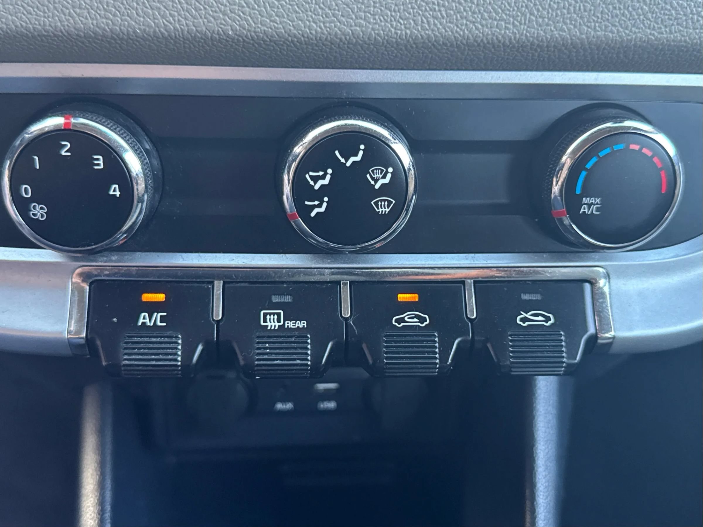 Used 2017 Kia Rio LX FWD image 29