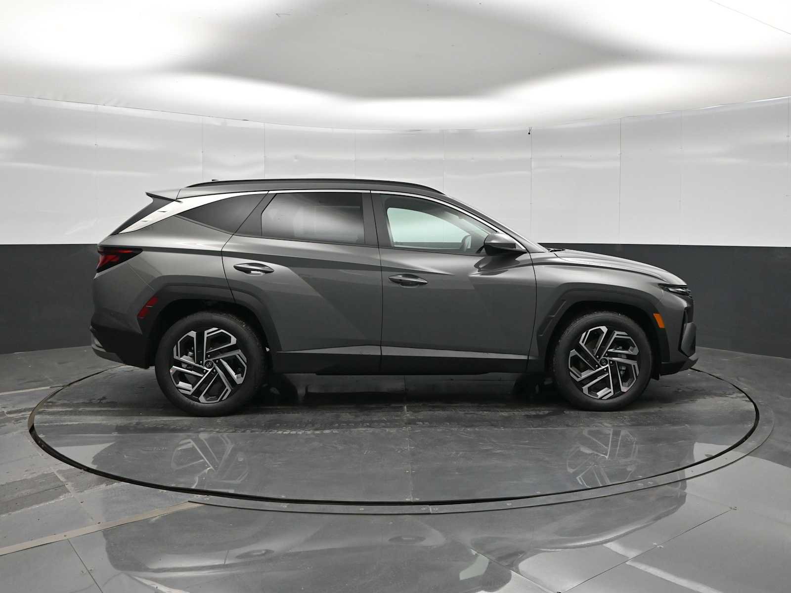 New 2026 Hyundai Tucson SEL Plus FWD image 9