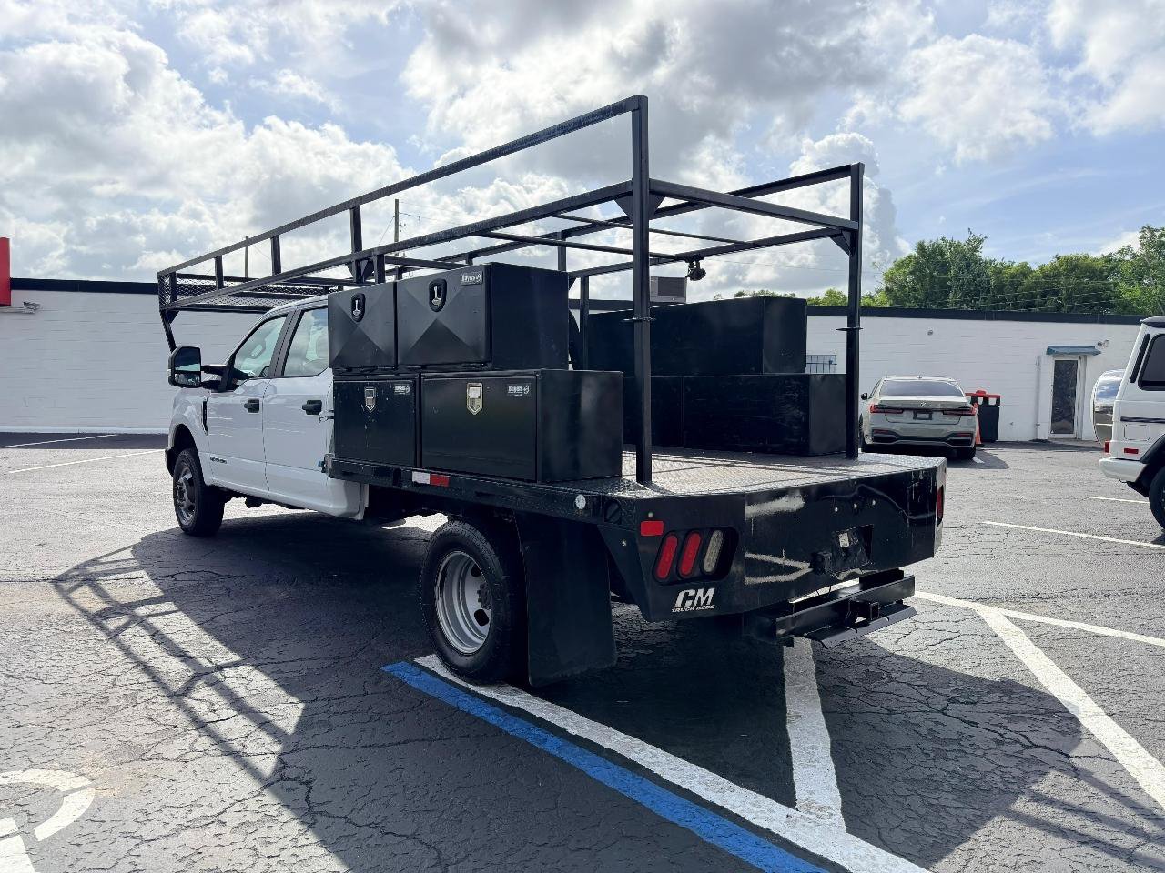 Used 2019 Ford F350 XL w/ Power Equipment Group AWD/4WD image 5
