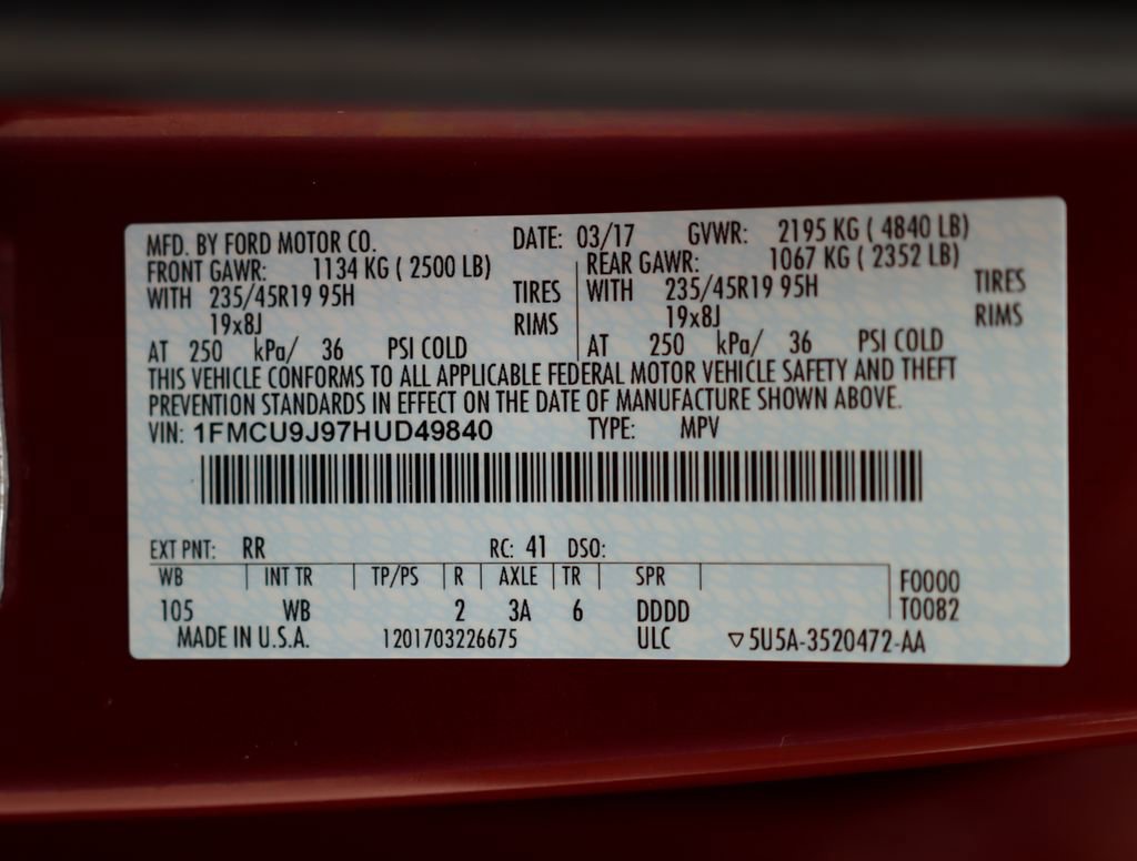 Used 2017 Ford Escape Titanium AWD/4WD image 39
