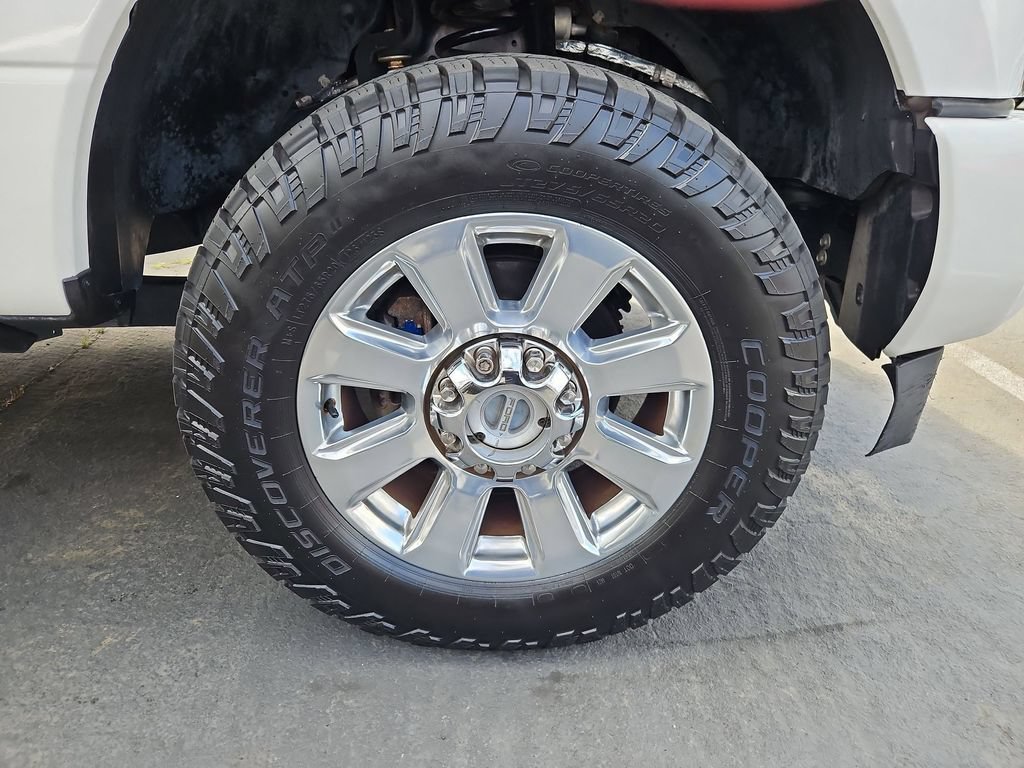 Used 2017 Ford F350 Platinum w/ Platinum Ultimate Package AWD/4WD image 30