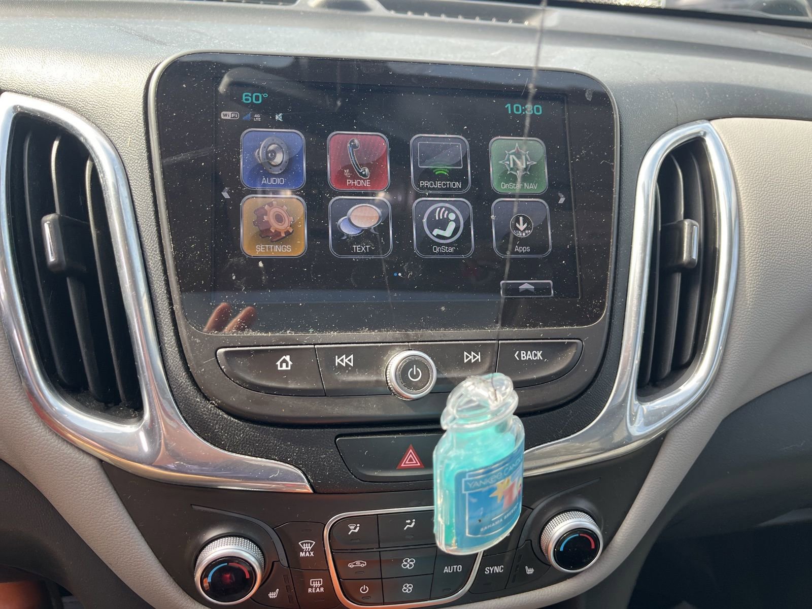 Used 2018 Chevrolet Equinox LT image 27