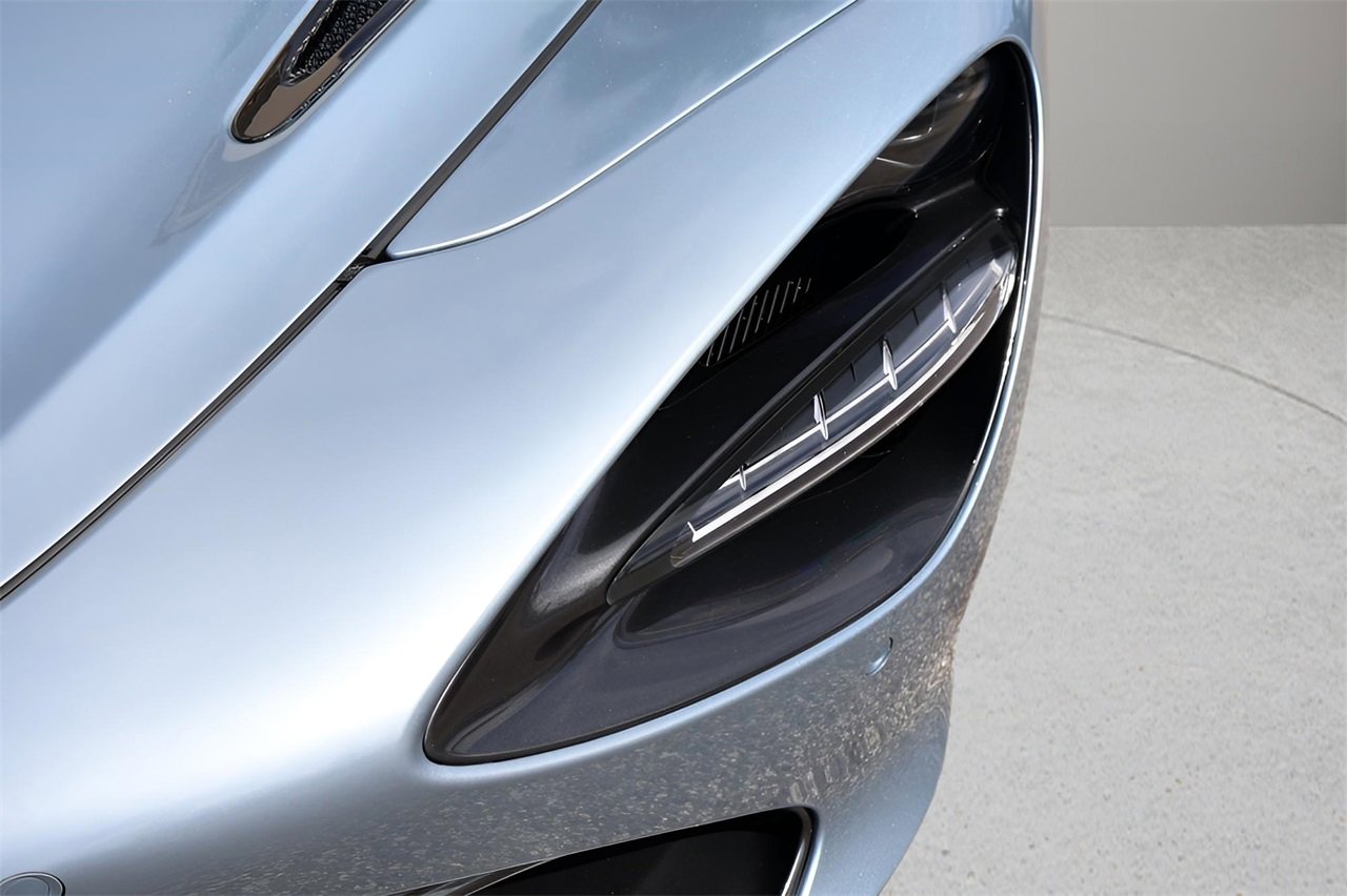 Used 2018 McLaren 720S Performance image 10