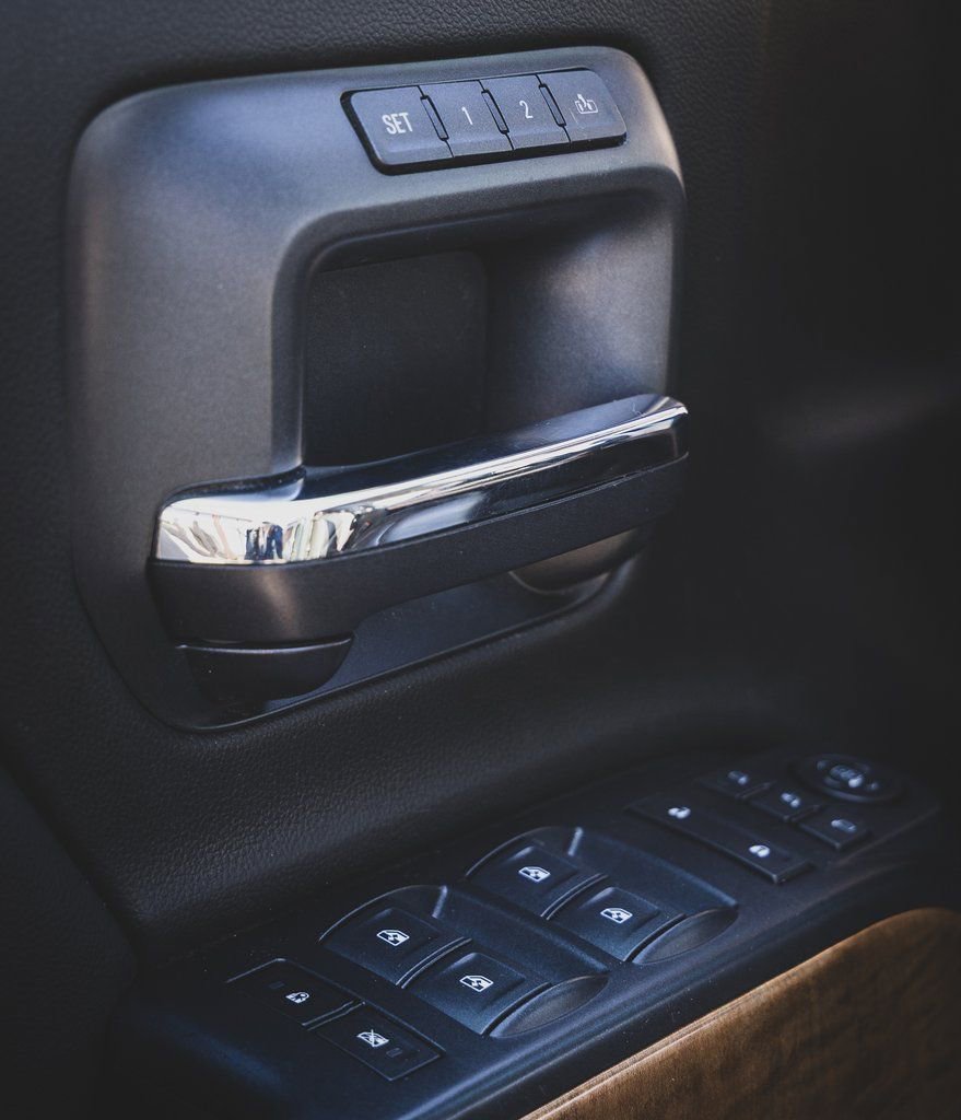 Used 2017 Chevrolet Silverado 2500 LTZ w/ Duramax Plus Package image 15