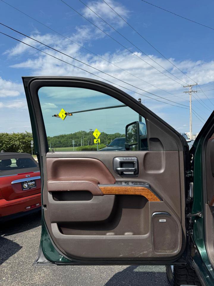 Used 2015 Chevrolet Silverado 2500 High Country w/ Duramax Plus Package AWD/4WD image 14