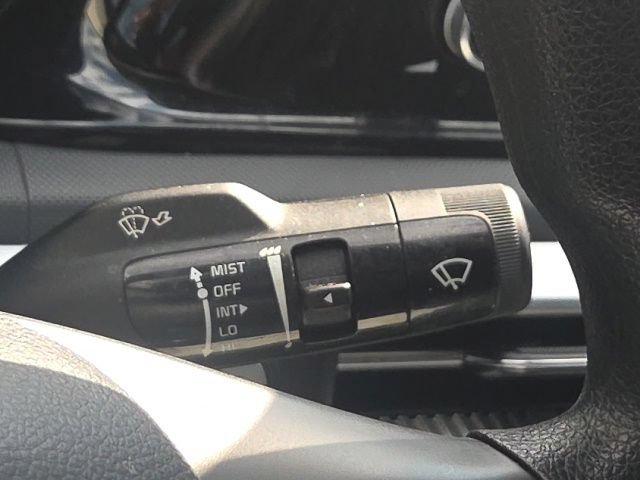 Used 2023 Kia K5 LXS FWD image 36