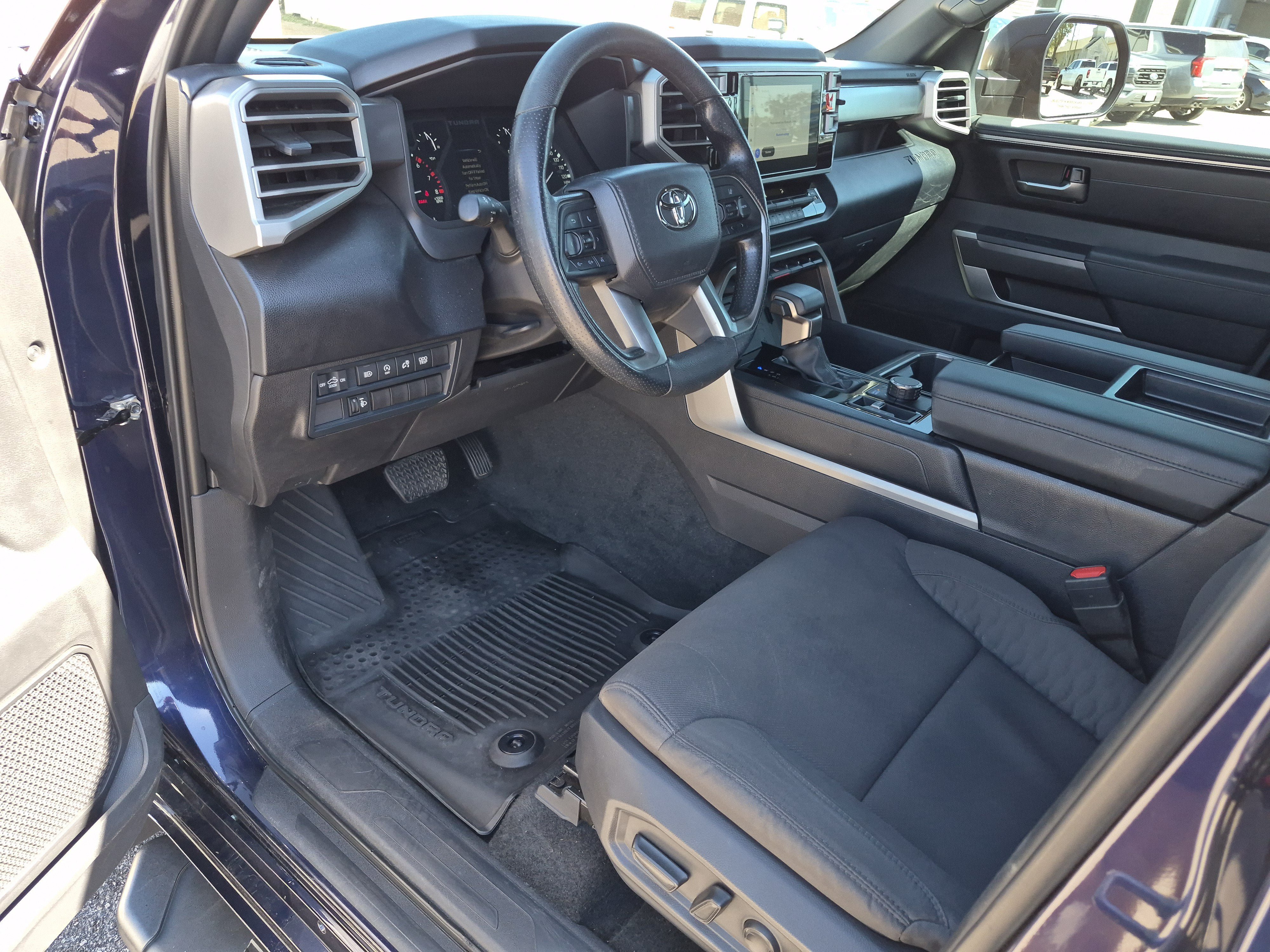 Used 2025 Toyota Tundra SR5 AWD/4WD image 11