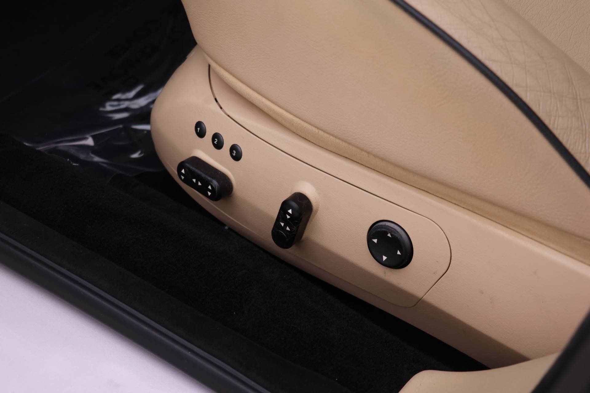 Used 2010 Maserati Quattroporte RWD image 20